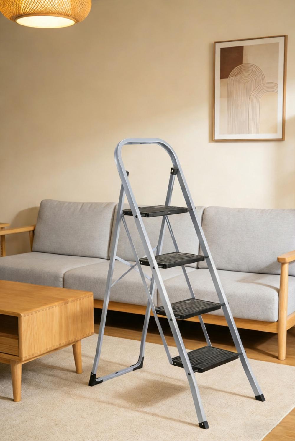 Escalera Tubular Natura, Negro, Plagable de 4 niveles