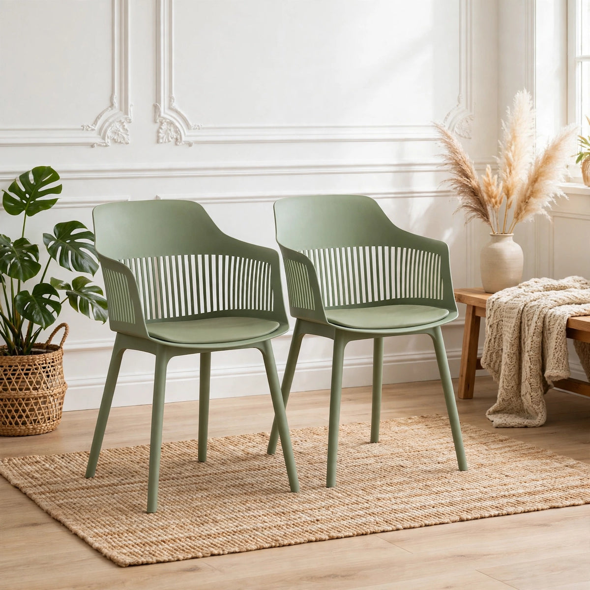 Set de 2 Sillas con Cojín Max, Color Verde, con Espaldar en Rejilla