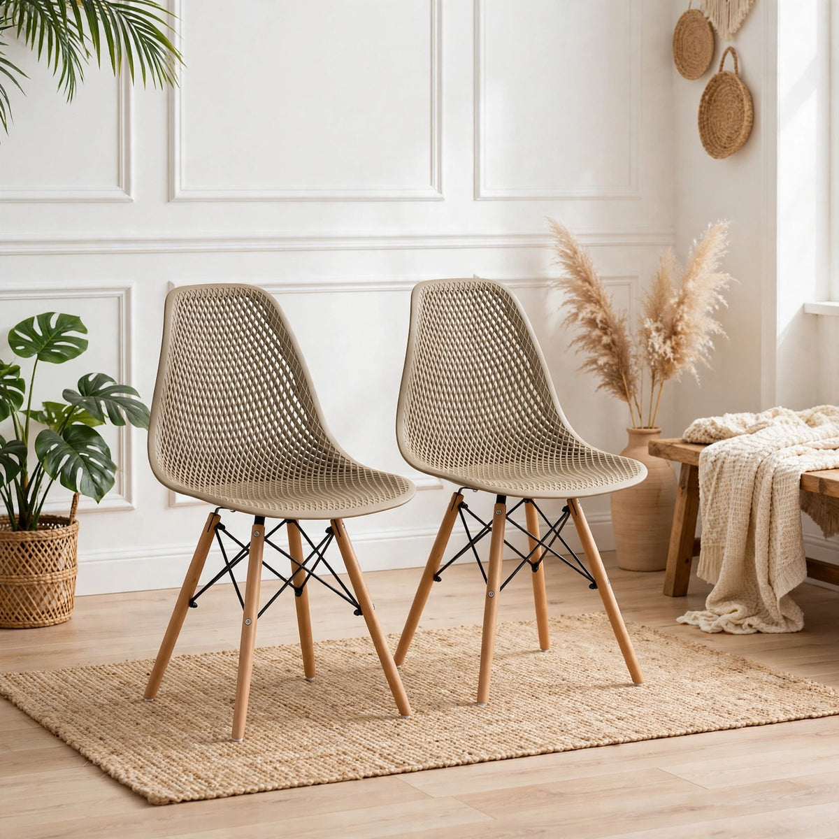 Set de 2 Sillas Aira, Color Khaki, con Espaldar y Patas en Madera