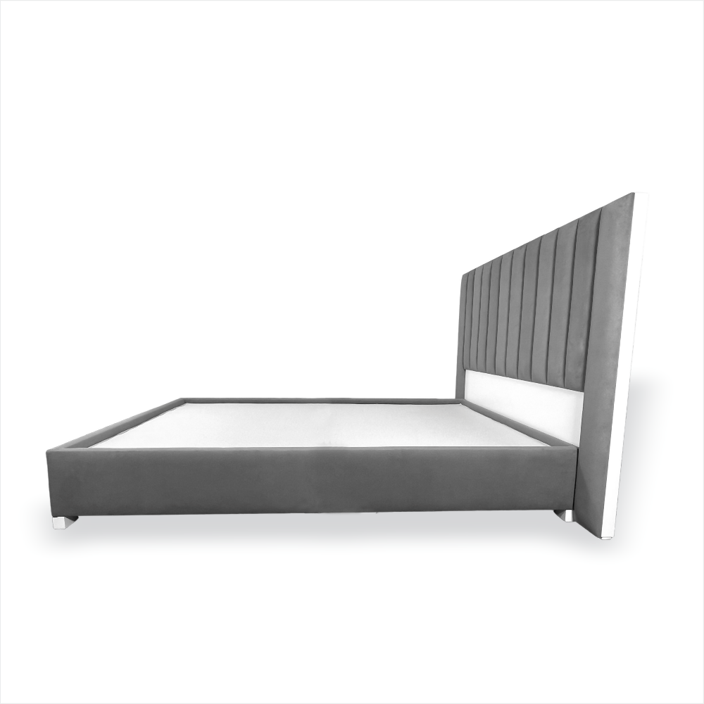 Cama Tapizada Klavier elaborada en madera