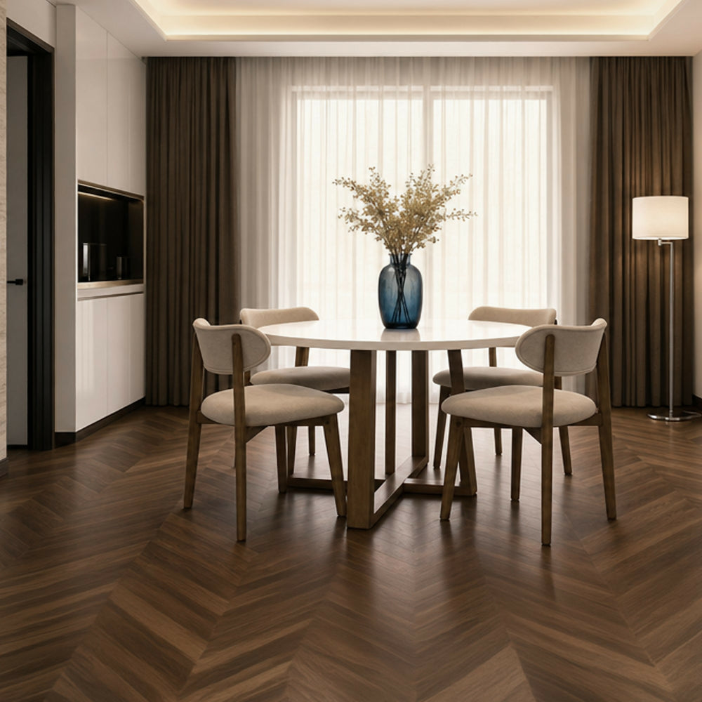 Set de Comedor Maine Redondo con 4 Sillas Saudi Tela Beige