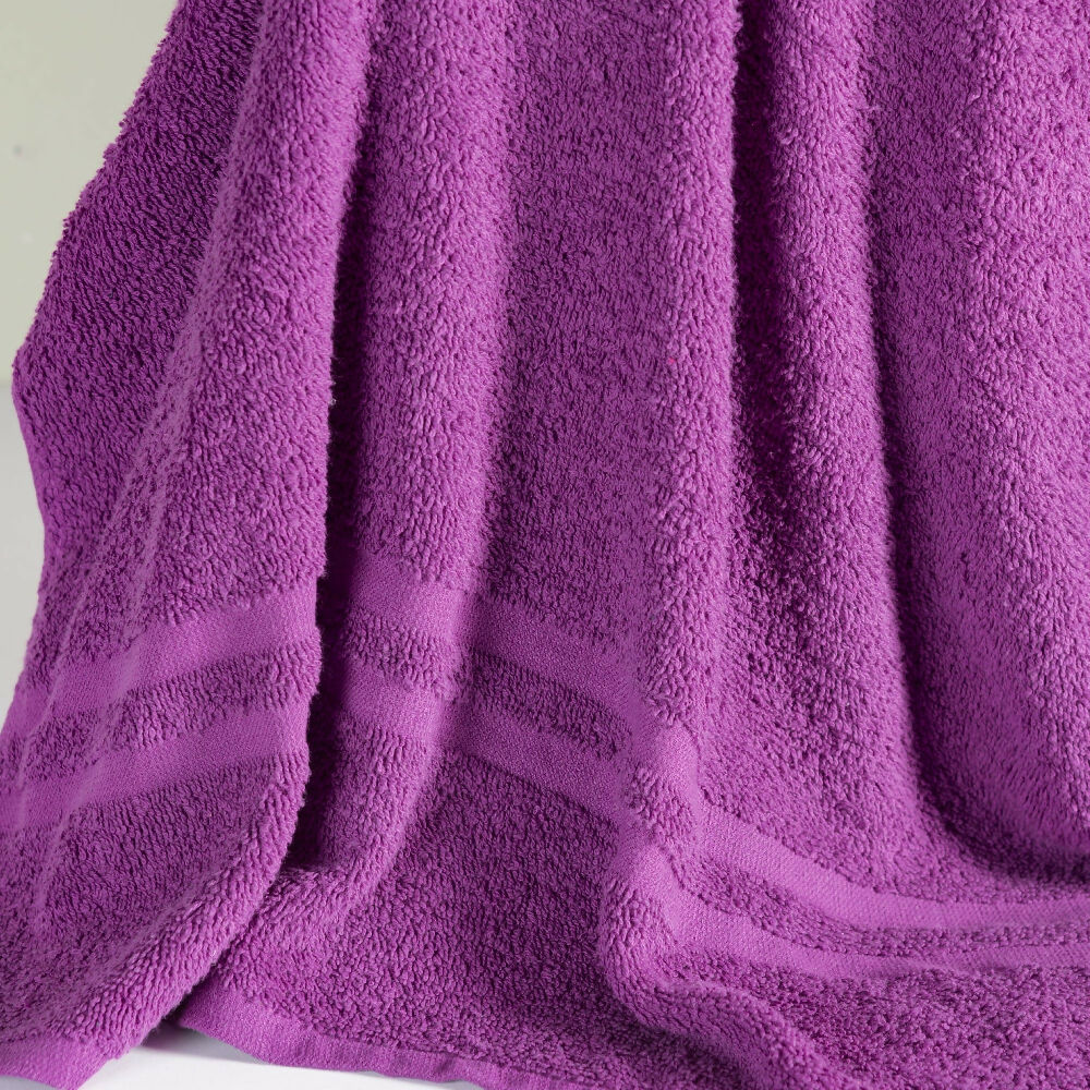Toalla de Baño Caribe, en Algodón 100%, Bugambilia, de 70 x 140 cm