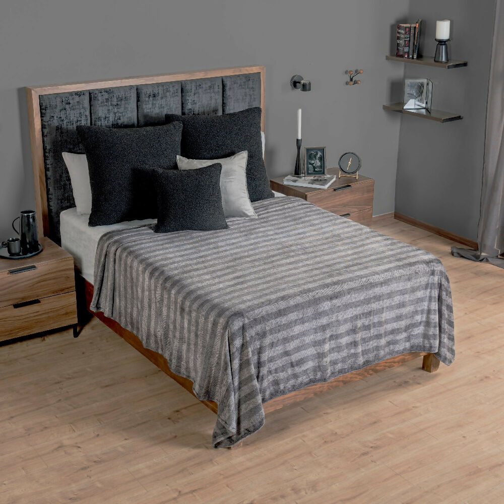 Cobija Ligera Shadow, para Cama Queen y King, de 240 x 220 cm