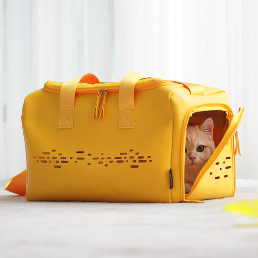 Transportador de gatos para gatos pequeños y perros, de piel sintética,