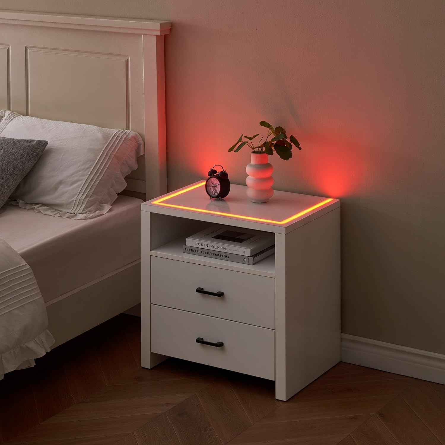 Dormitorio de diseño moderno mesita de noche LED Nightstands elegante de  madera Mobiliario de habitación Armario de mesa lateral - China Mobiliario,  Mobiliario de dormitorio