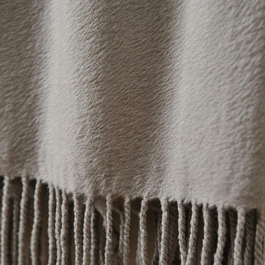 Exclusiva manta de seda de morera con flecos, naturalmente suave, transpirable