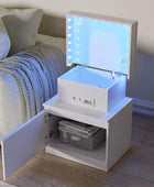 Cozy Mesita de noche LED blanca con luces LED y estación de carga, pequeña