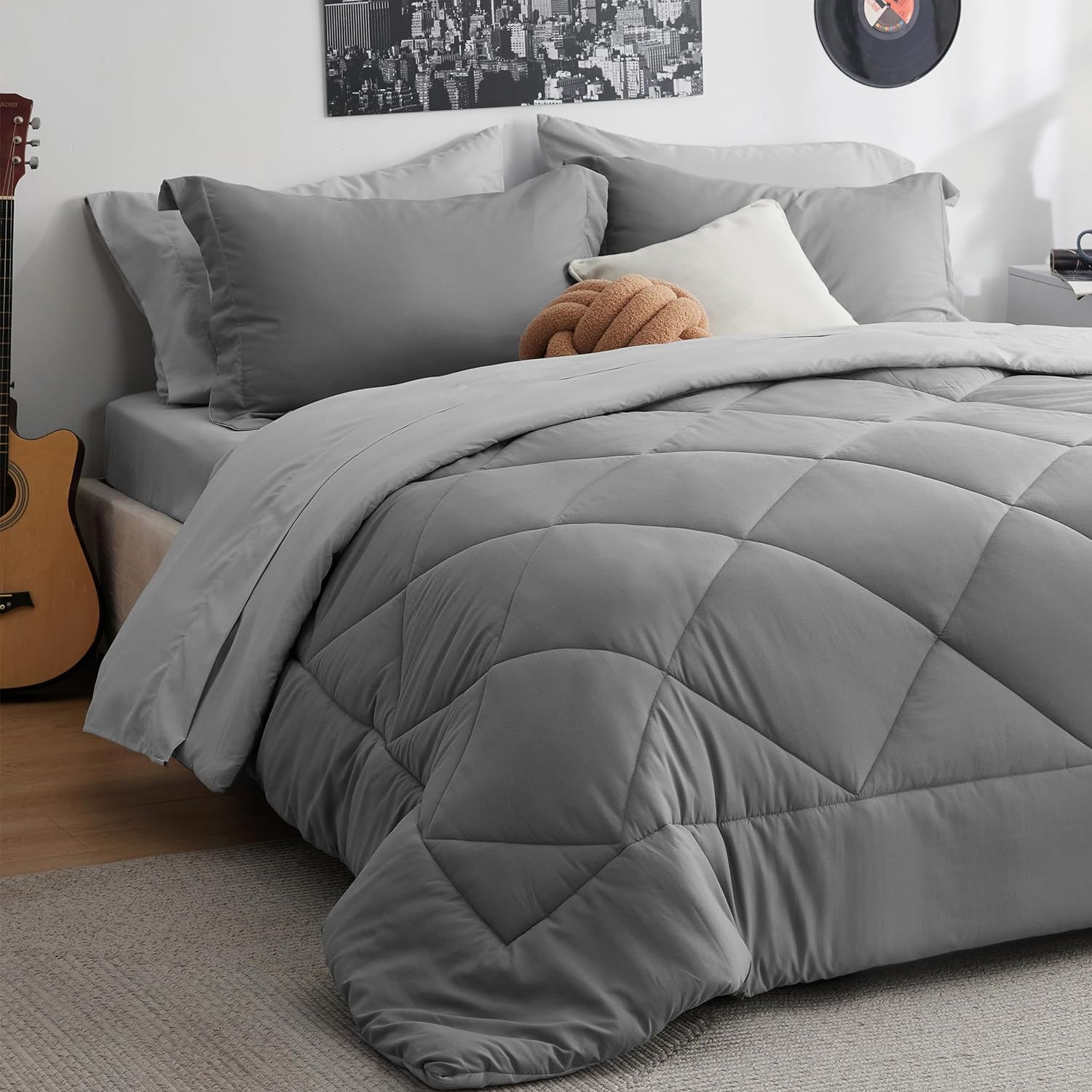 Bedsure Juego de edredón Queen – Juego de ropa de cama de 7 piezas de rayas  grises y blancas, ropa de cama Queen en una bolsa con edredones tamaño
