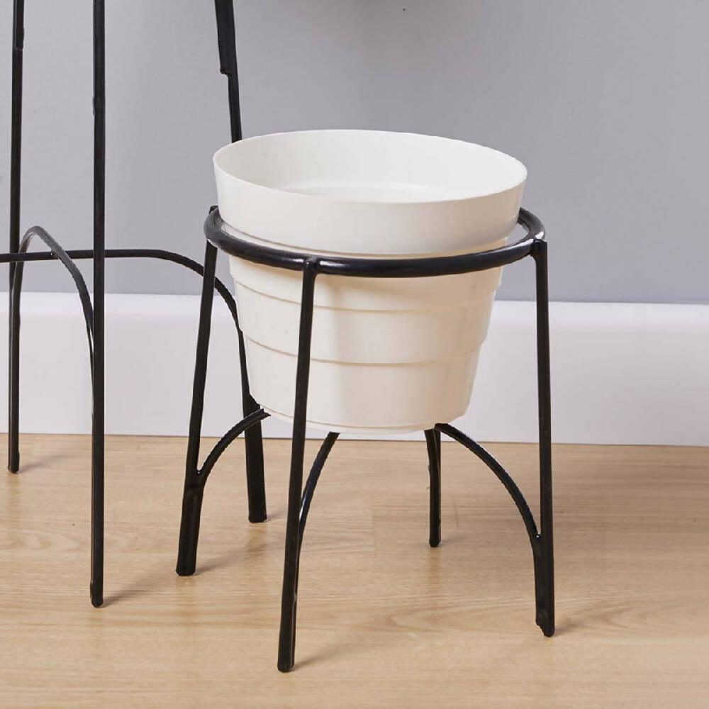 Soporte piso arco con maceta Negro