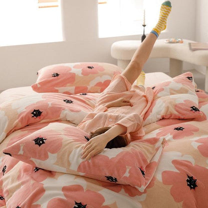 Funda Duvet Digital De Franela Con Estampado Flores Rosas Queen + Sábana Plana