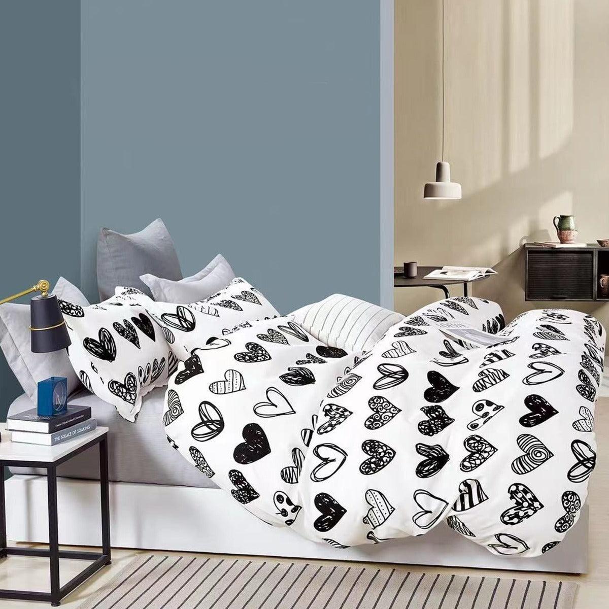 Duvet Estampado Black Heart Doble + Sábana Plana