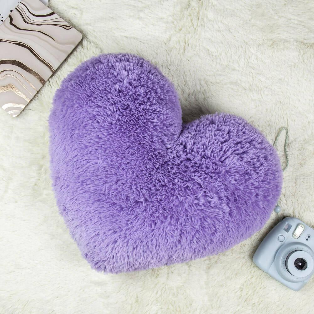 Cojín Decorativo Peludo Corazón Lila - VIRTUAL MUEBLES