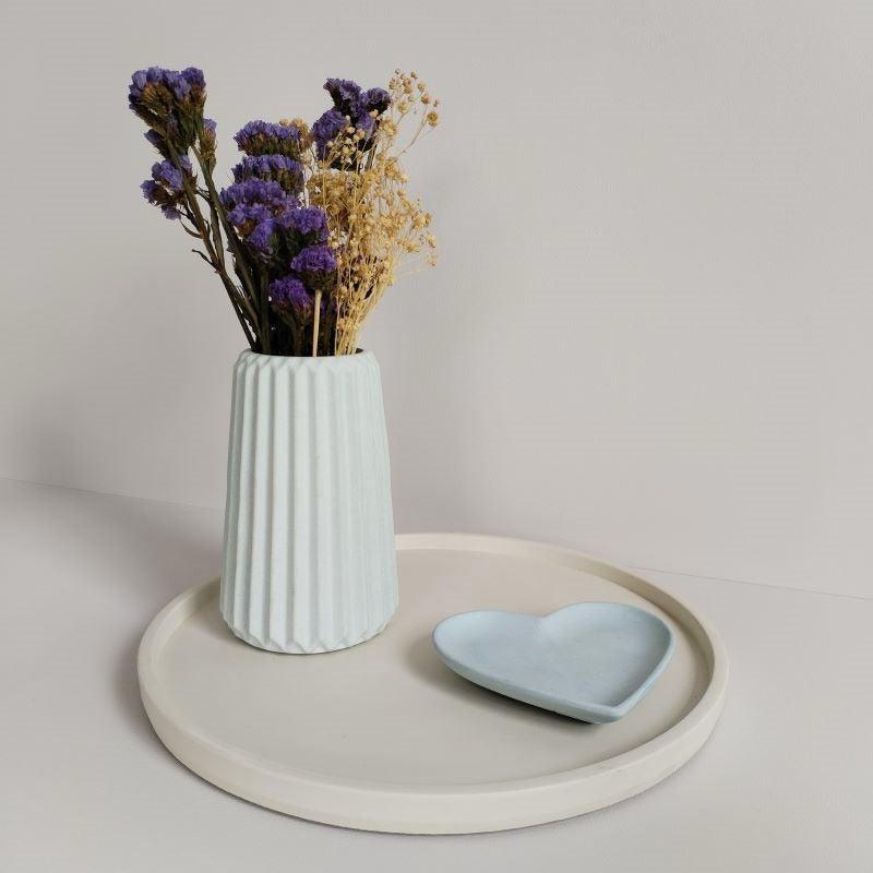Florero Adamaris de Cemento 15x7 cm Verde Menta - VIRTUAL MUEBLES